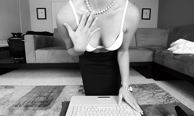 #PlayboySeLee: Busqué sexo en craigslist 0
