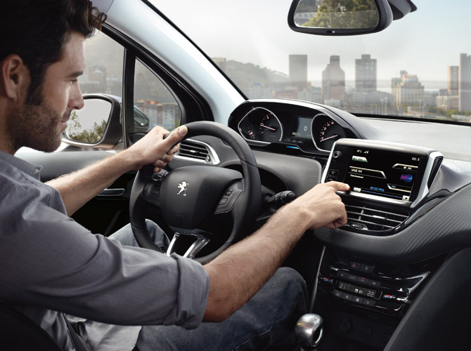 Peugeot 2008 2014, nuevo guerrero urbano 1