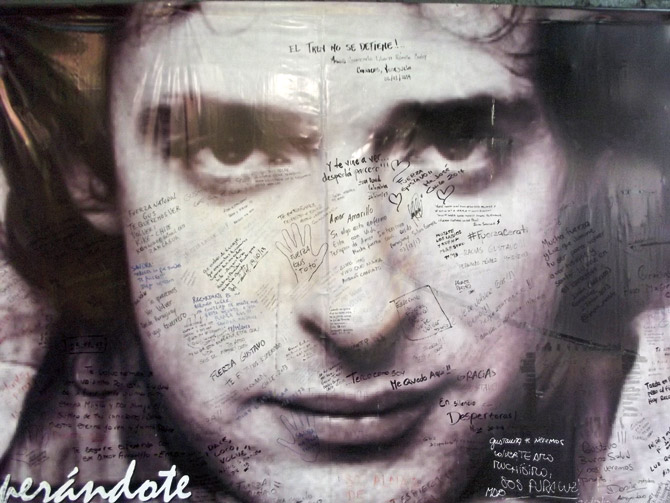 #PlayboySeLee: Gustavo Cerati, héroe dormido 2