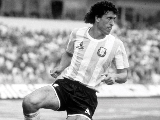 #PlayboySeLee: Entrevista Jorge Valdano 0