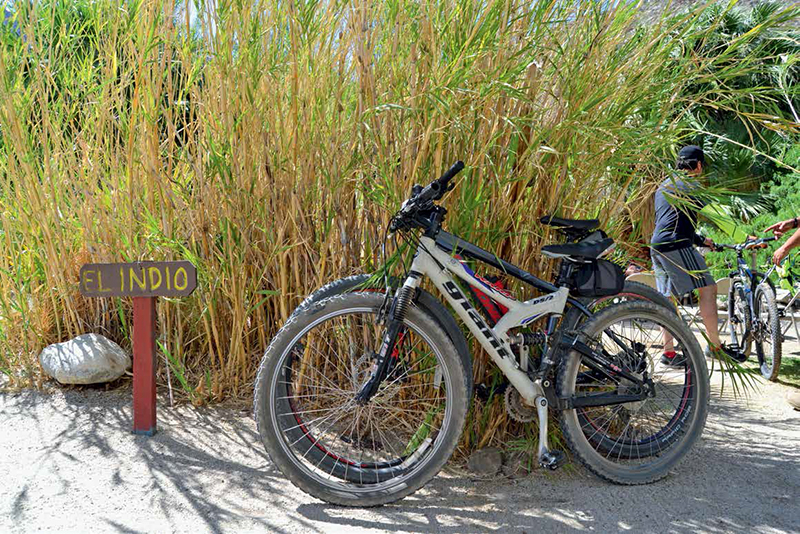 PEDALEAR EN LA LAGUNA DE SAL 0