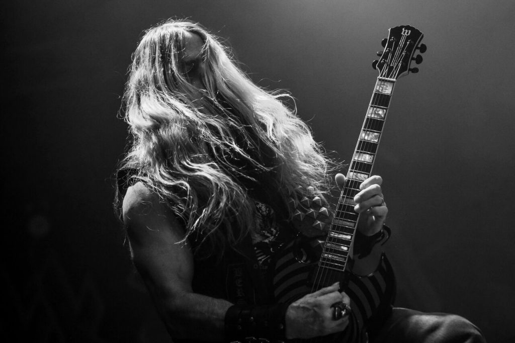 ZAKK SABBATH: LOS QUE VAN A ROCKEAR, TE SALUDAN 2