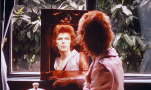 BOWIE EN FOTOGRAFÍAS, CINE Y DRINKS 0