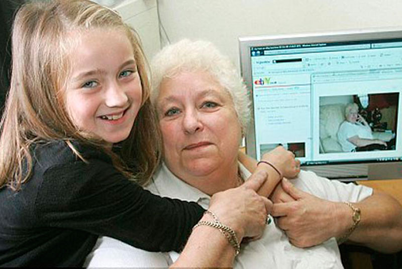 Niña intentó vender a su abuela en e-bay