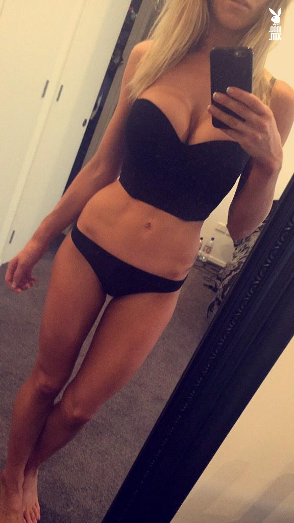 @sophieburnside_