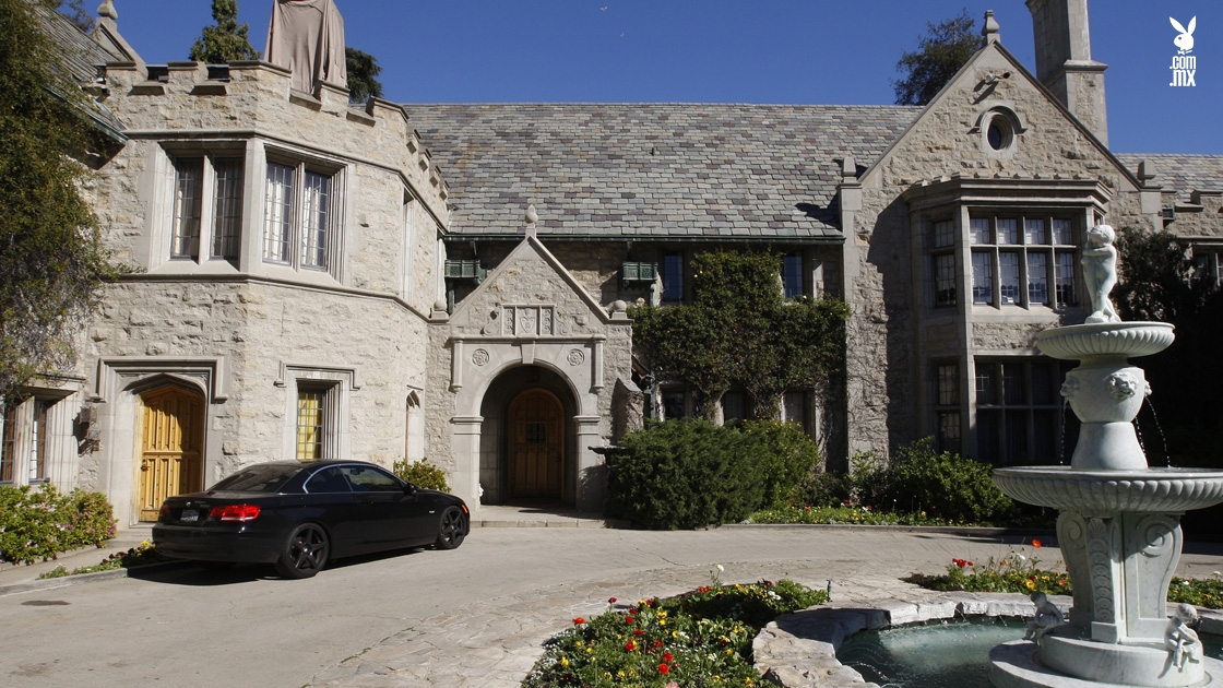 ¿Te imaginas haber crecido en la mansión Playboy? Cooper Hefner nos cuenta