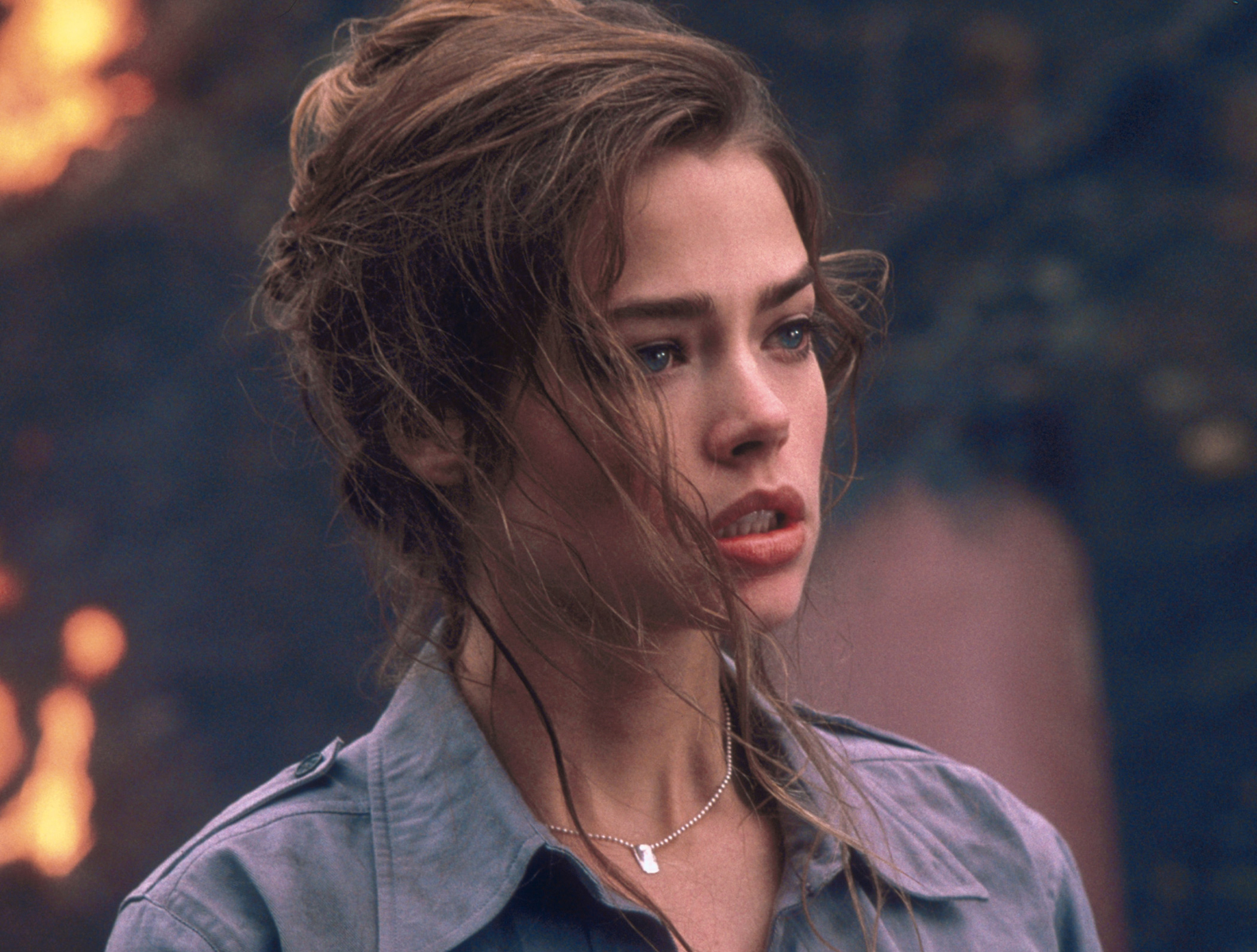 Denisse Richards El mundo no basta