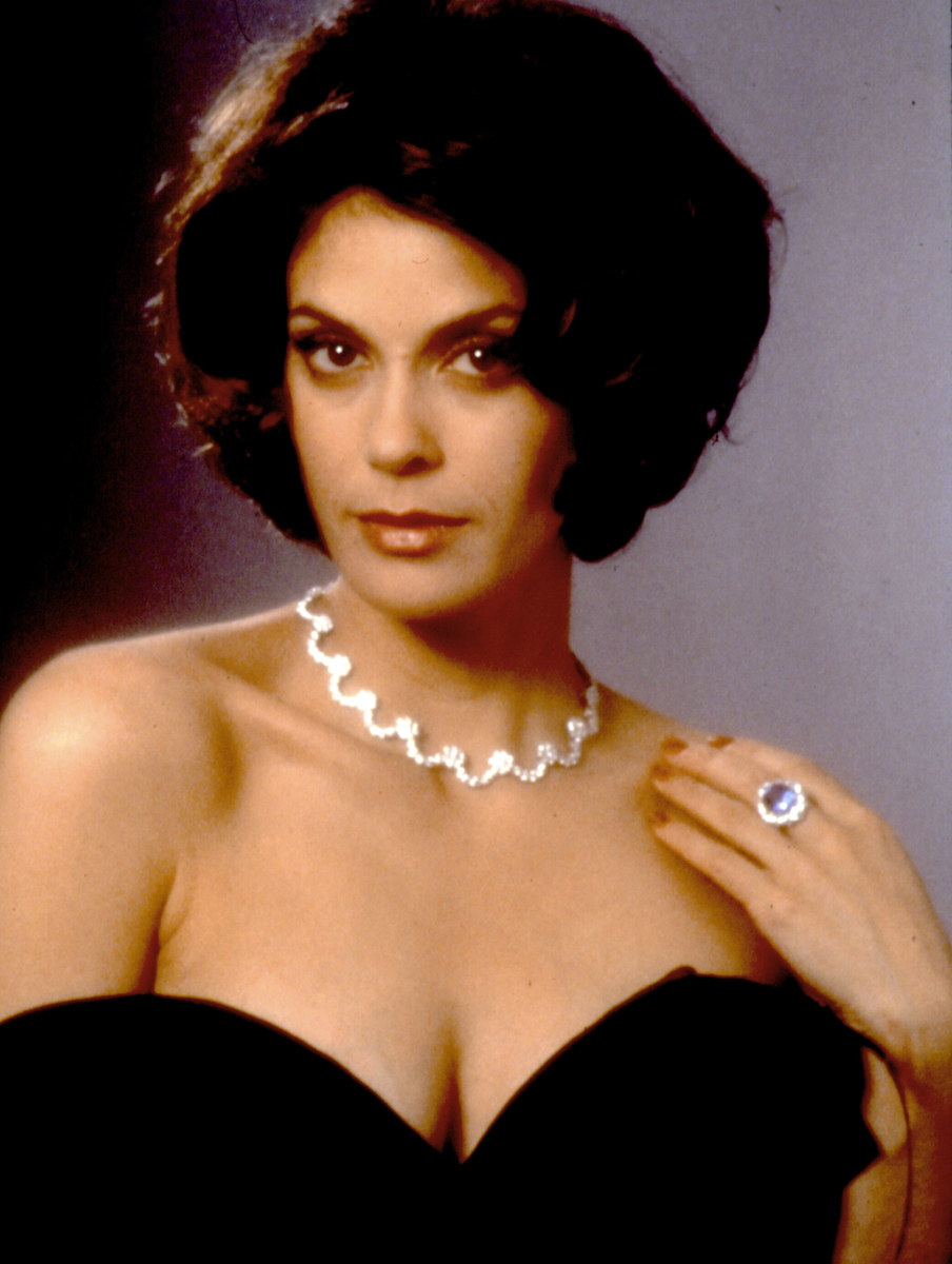 Teri Hatcher El mañana nunca muere