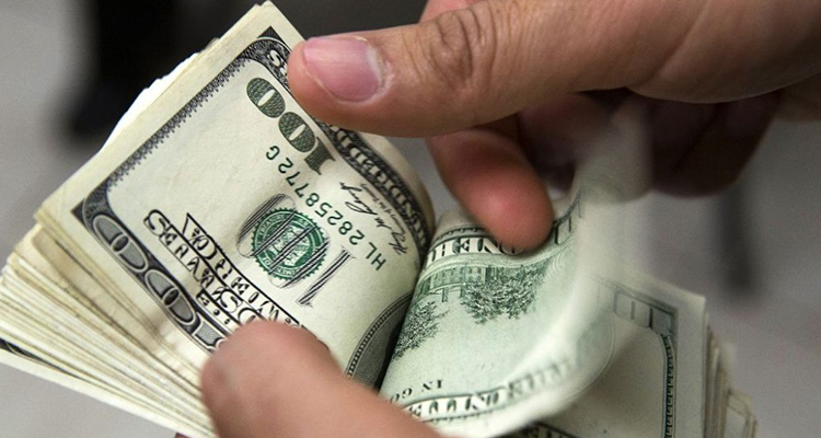 Alcanza dólar récord histórico