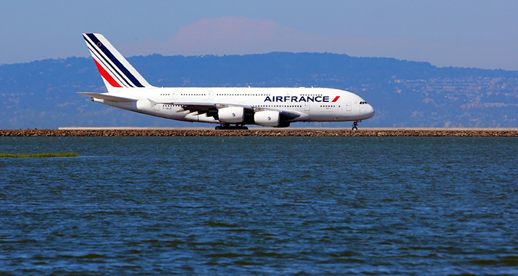 ¿Cómo es el avión más grande del mundo que aterrizó en México?