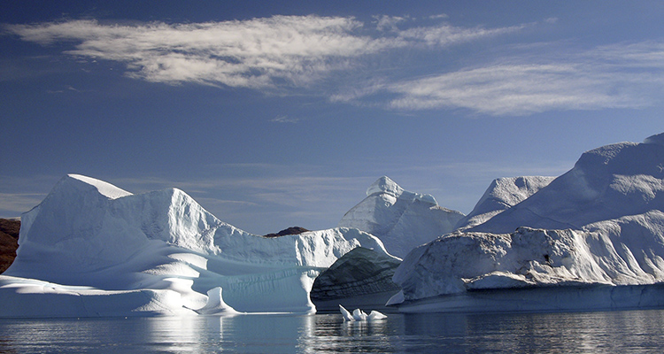 El negocio millonario del vodka con agua de iceberg