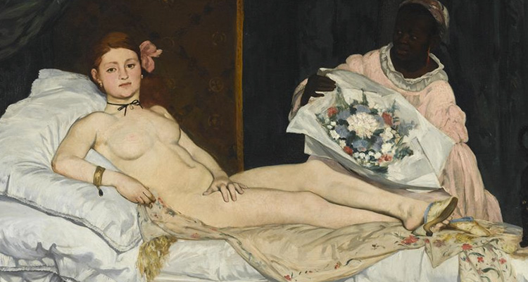 Detienen a artista por posar desnuda en museo de París