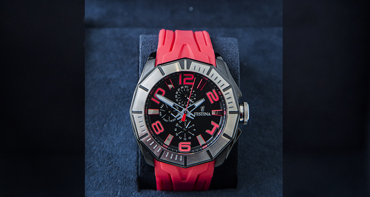 Dale un gran valor a tu tiempo y gana un exclusivo reloj en Playboy