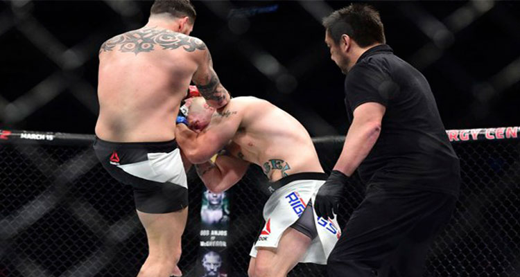 Chris Camozzi noquea en 26 segundos en el UFC