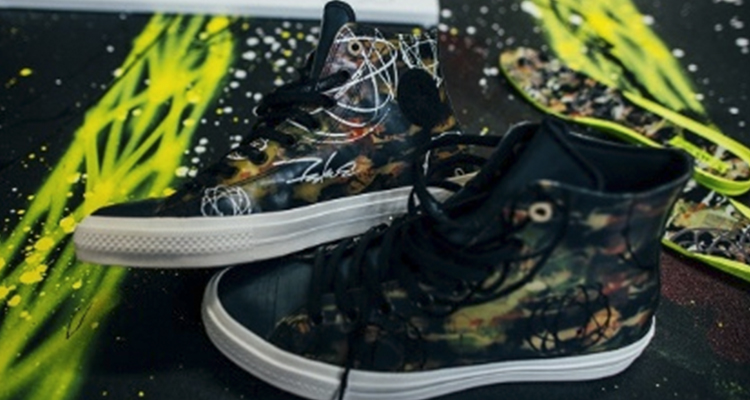 Presentan colección de Converse y Futura
