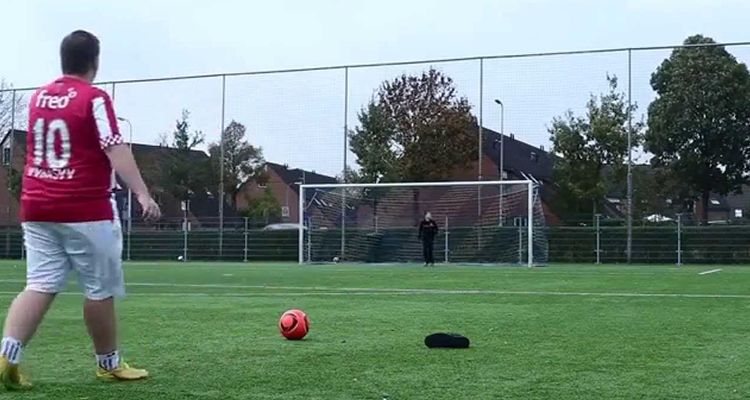 Fatball, liga de fútbol para obesos