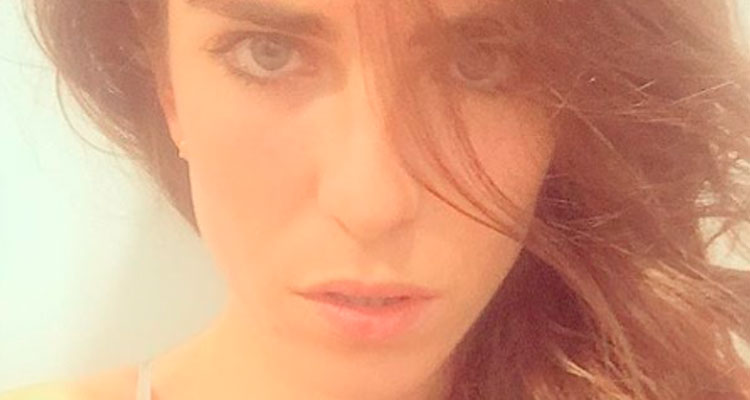 Karla Souza muy sensual en Instagram