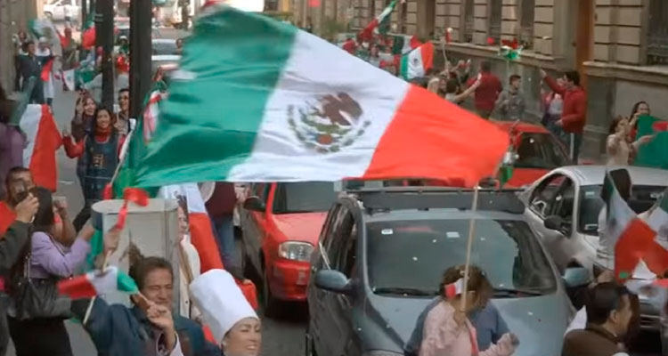 Convierten toque de bandera en cumbia