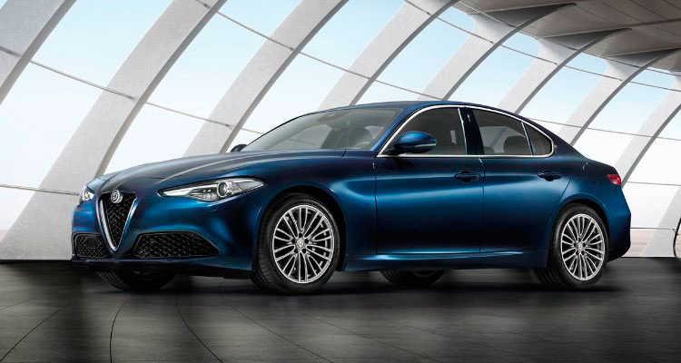 La nueva gama de Alfa Romeo Giulia debuta en NY