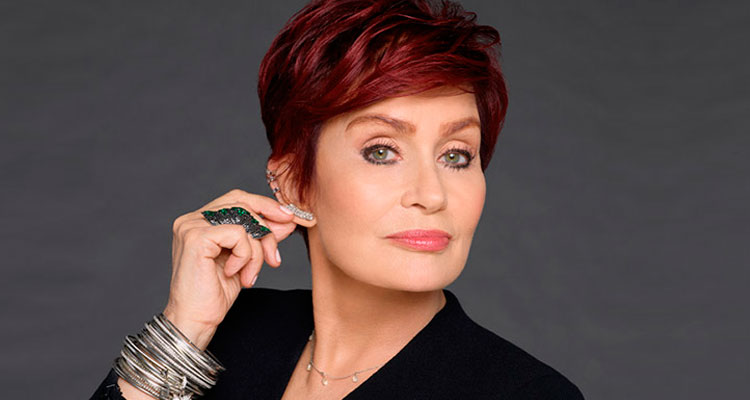 Sharon Osbourne se desnuda al estilo Kardashian