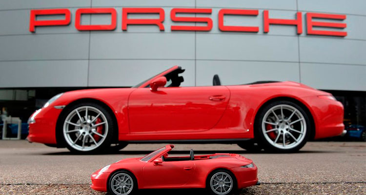Playmobil lanza su versión del Porsche 911 carreras