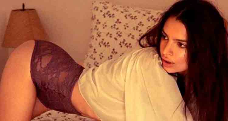 Emily Ratajkowski pone a bailar a Instagram