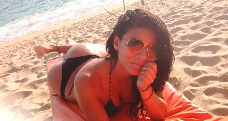 Elizabeth Gaitán, una morena muy sensual