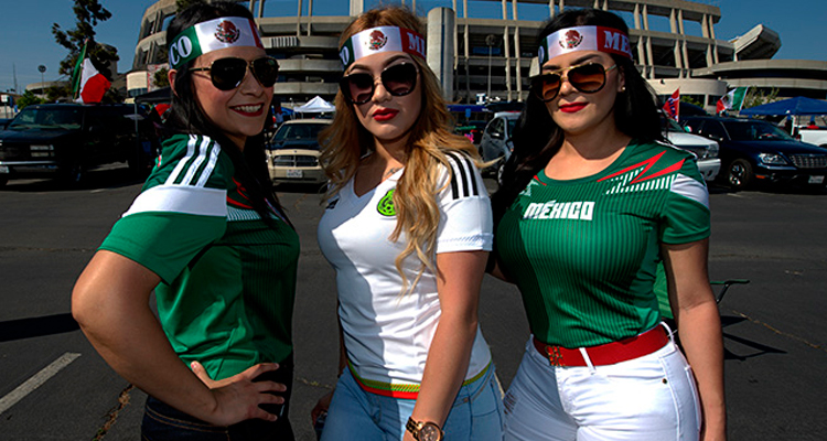 FOTOGALERÍA: El color de la afición en el México vs Chile