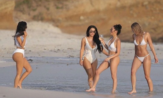 kim-kardashian-mexico4