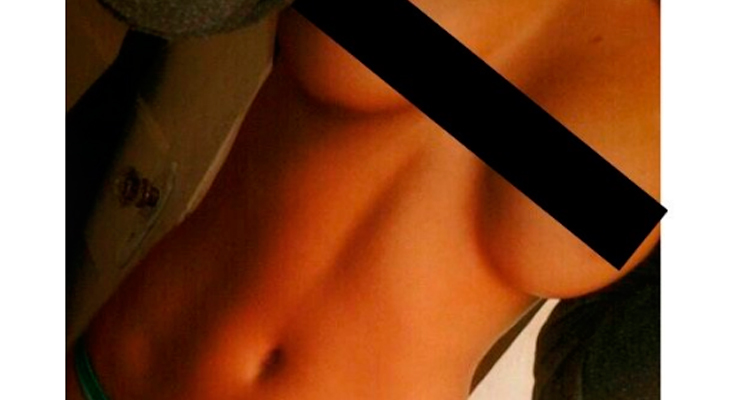 MAESTRA ENVÍA IMÁGENES DESNUDA A ESTUDIANTE POR ERROR