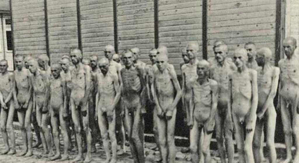 FACEBOOK SE DISCULPA POR HABER ELIMINADO FOTOS DEL HOLOCAUSTO