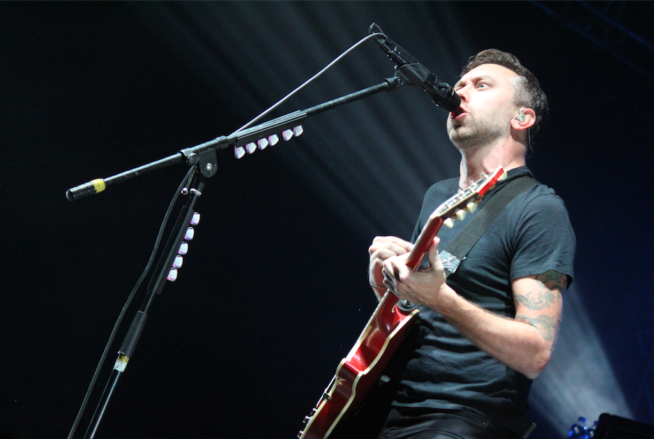 RISE AGAINST EN CONTRA DEL MUNDO