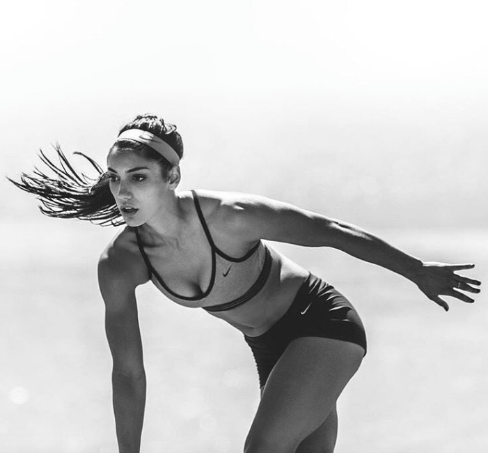 Allison Stokke13