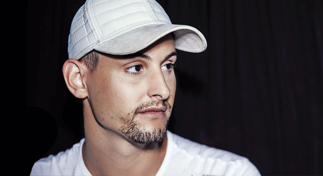 MAKJ: “TRABAJÉ POR OCHO DÓLARES LA HORA”