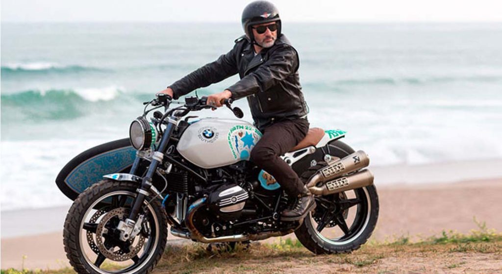 AMANTES DE LAS MOTOCICLETAS, ACAPULCO LOS ESPERA