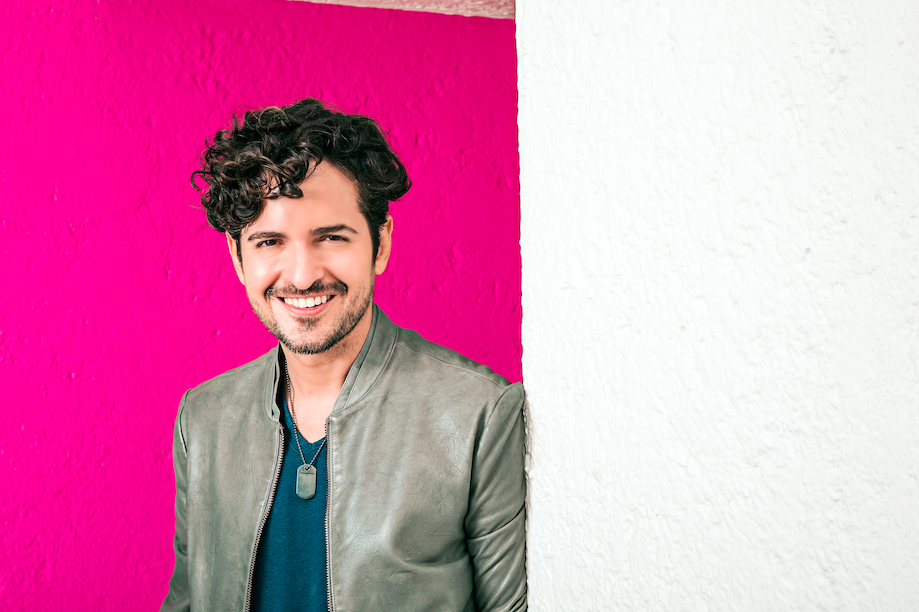 Tommy Torres5