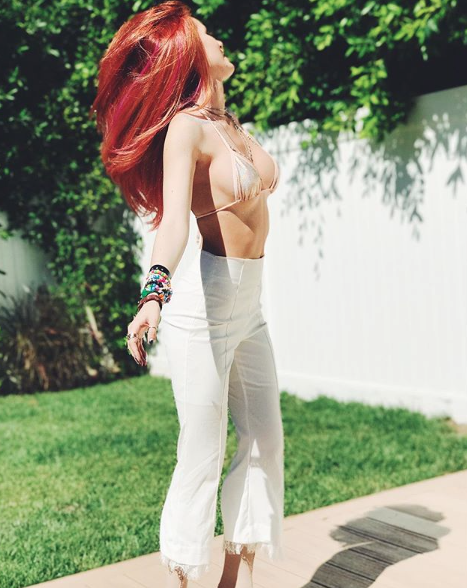 Bella Thorne16