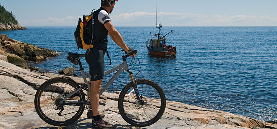 Descubre Quebec por sus carreteras, montañas y paisajes