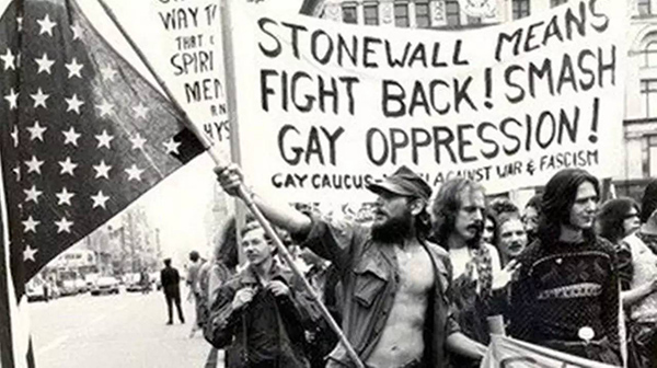 Disturbios-Stonewall-protesta-pancarta