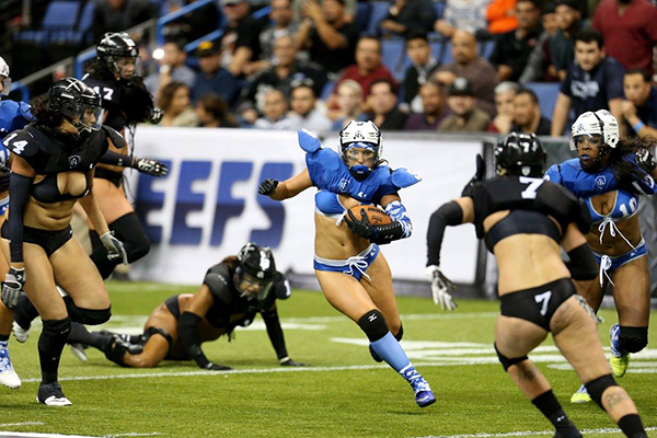 Legends-Football-League-acarreo