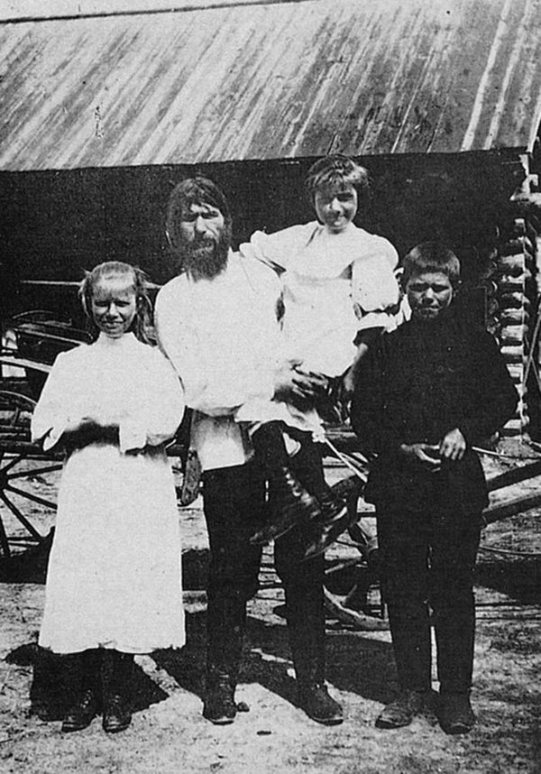 Rasputín-historia-con-familia