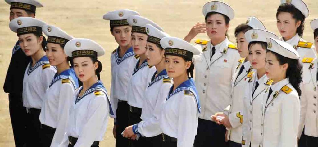 El escuadrón de 2 mil mujeres que satisface a Kim Jong Un