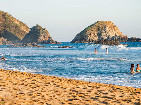 Mejores-playas-nudistas-zipolite-oaxaca