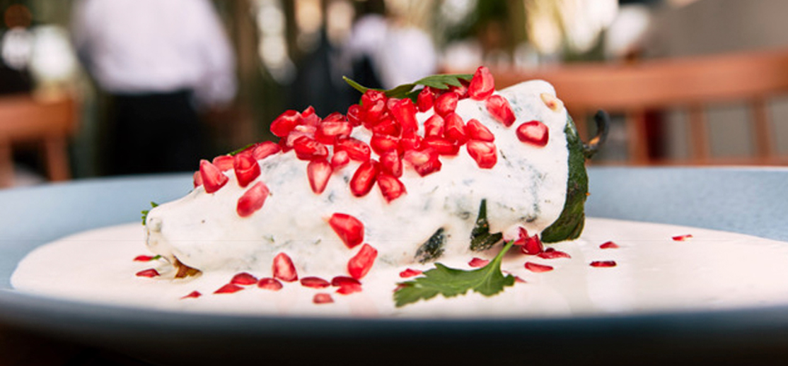 Sabor y tradición, la temporada de Chiles en Nogada de Terraza Cha Cha Cha