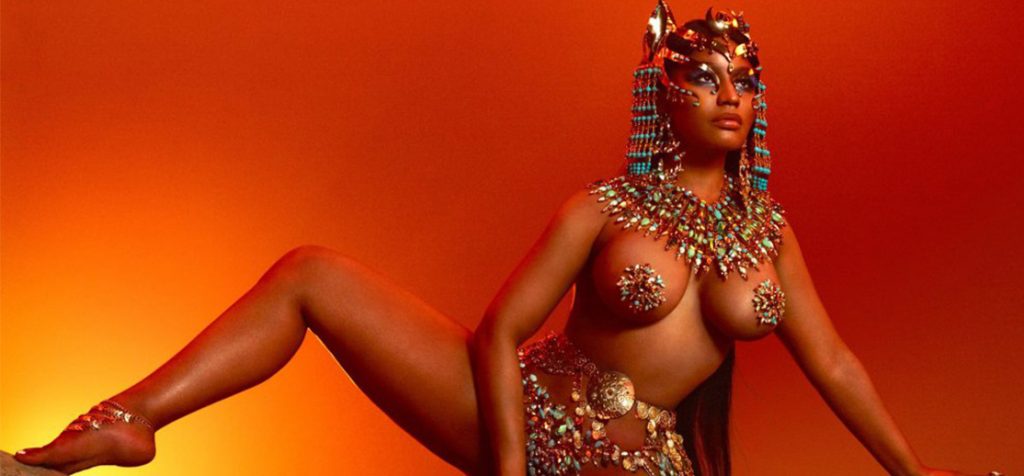 Nicki Minaj se corona Queen entre ataques y puñaladas