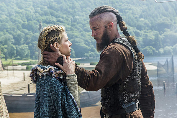 sexo-vikingo-ragnar-cuello