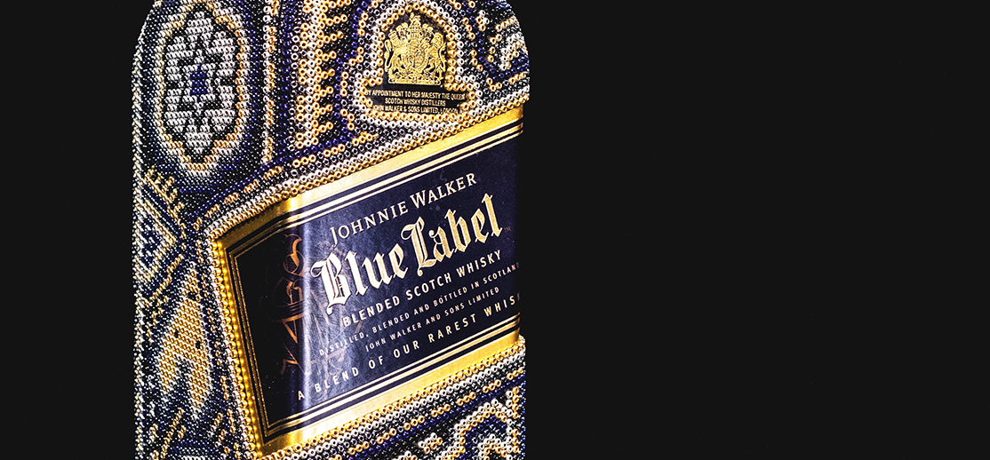Tradición escocesa y arte huichol se unen en la edición especial del Blue Label