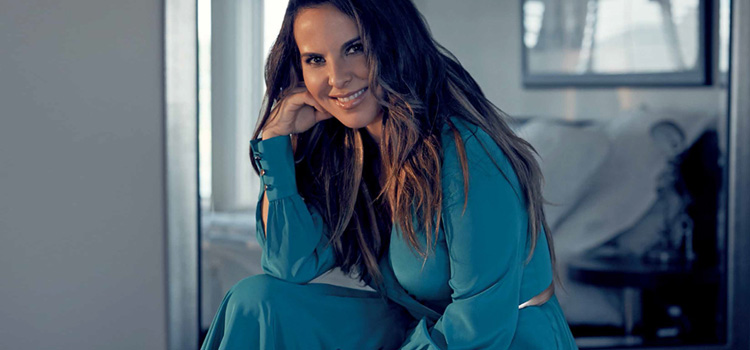 Kate del Castillo: “salgo completamente desnuda”