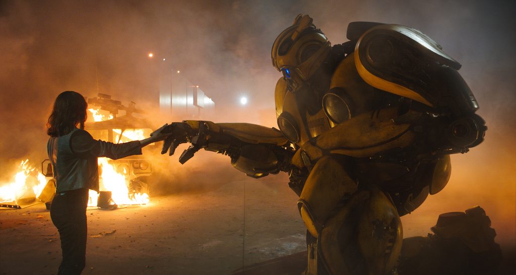 Bumblebee, el nostálgico regreso de Transformers 2