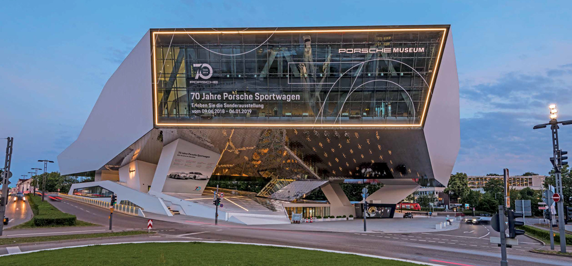 Museo Porsche, caballito cumpleañero